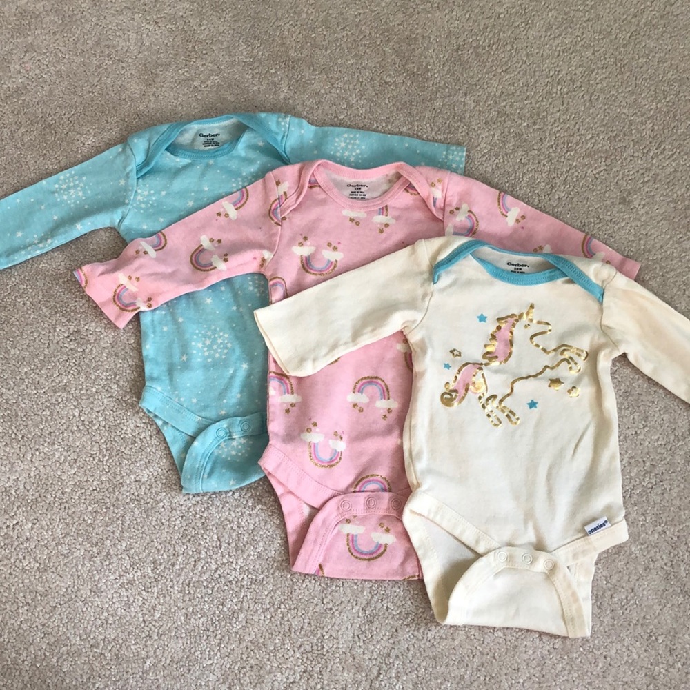 Gerber • Onesies